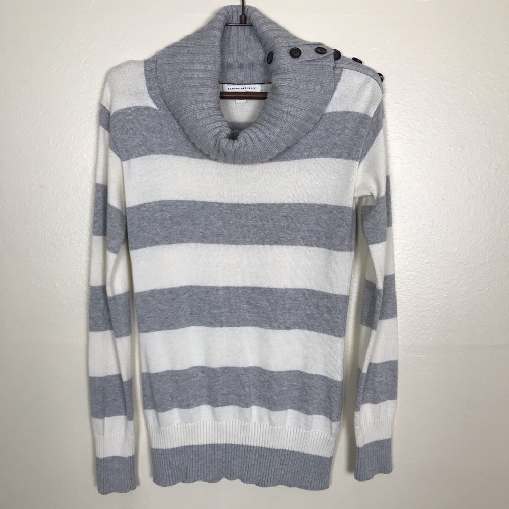 Banana Republic sweater size XS